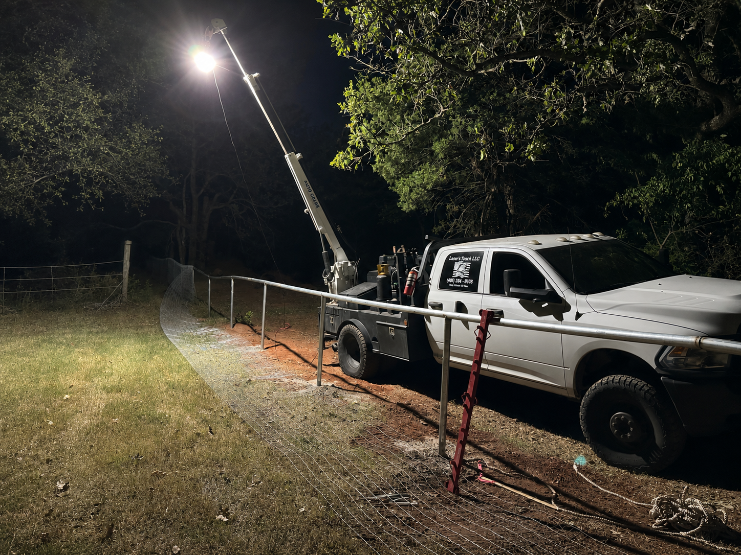 Emergency mobile welding repair support for fence, gate, and exterior metal issues.